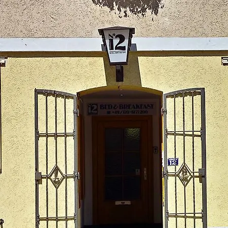 N°12 - *